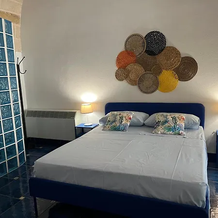 Pozzo Traiano 22 * Μπρίντιζι