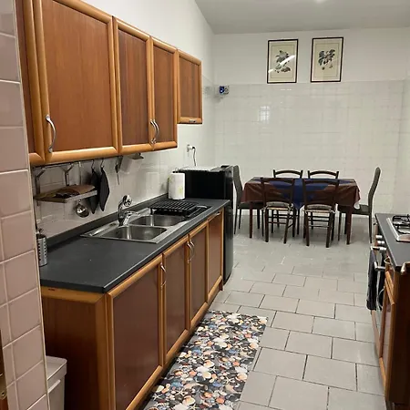 Διαμέρισμα Pozzo Traiano 22 *